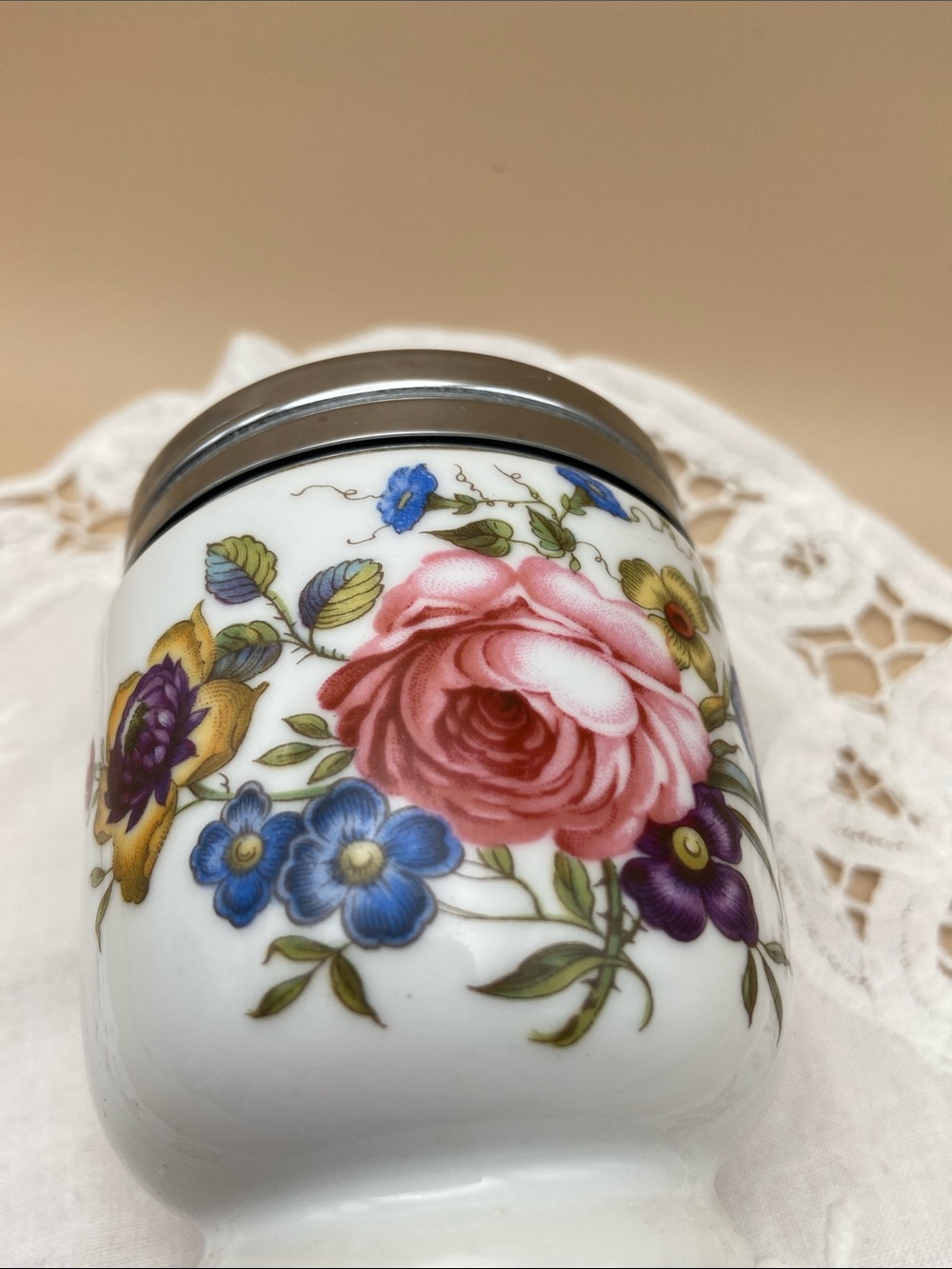 Royal Worcester Bournemouth Spray Egg Coddler - King Size - READ - Picture 11 of 12